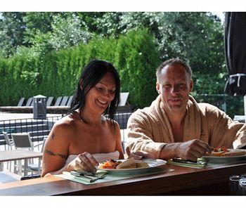 Naturistenpark Flevonatuur Hotell Nijkerk Exteriör bild