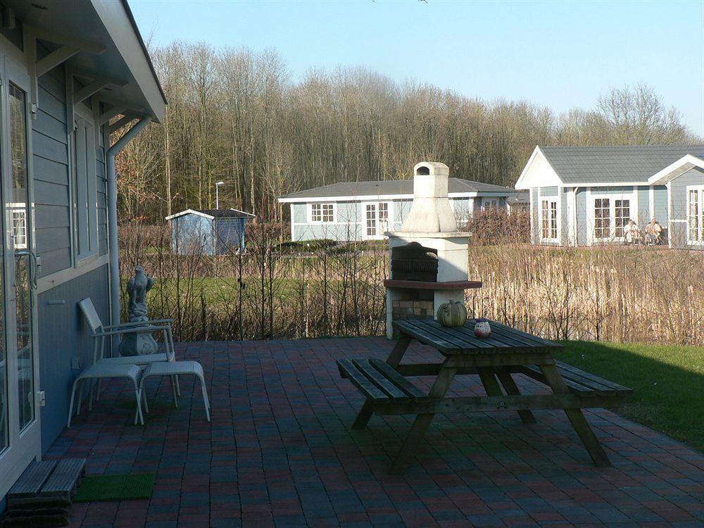 Naturistenpark Flevonatuur Hotell Nijkerk Exteriör bild